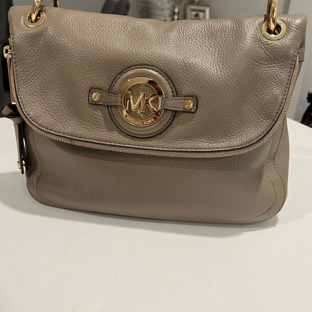Michael Kors shoulder bag leather fashion unique flap purse rare - Picture 3 of 15